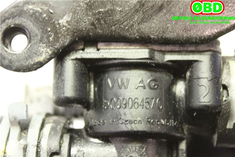 Sirkulasjonspumpe til VW Passat 2015-2019 (Fase 1) (B8) (B8) (VOLKSWAGEN|5Q0 906 457 C||5Q0906457C)