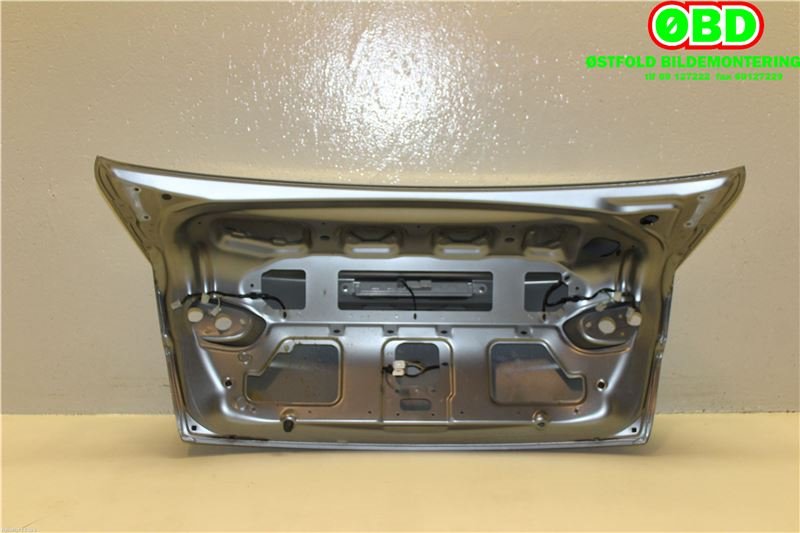 Bakluke sedan til Mitsubishi Lancer 2008-2017  (MITSUBISHI|5920A090|)