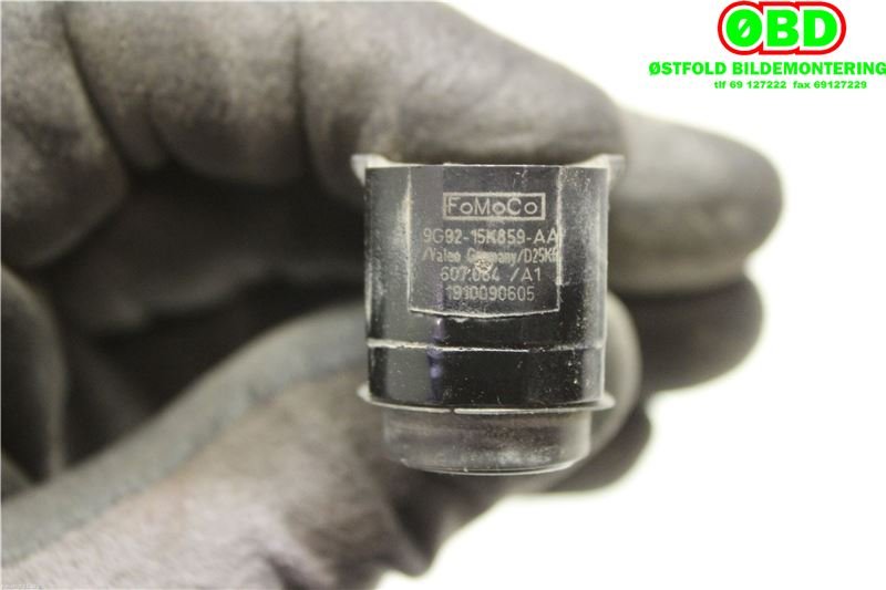 Parkeringssensor bak til Ford Mondeo 2007-2010 (Type IV, Fase 1)  (FORD|1770912||9G9215K859AA)