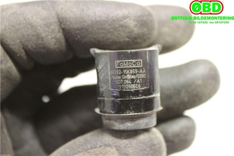 Parkeringssensor bak til Ford Mondeo 2007-2010 (Type IV, Fase 1)  (FORD|1770912||9G9215K859AA)