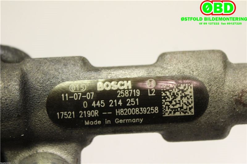 Dyseskinne (fuelrail) til Renault Trafic 2006-2014  (RENAULT|175212190R|0445214251)