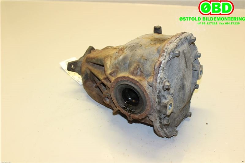 Kardang klokke bak til Mercedes CLK 2002-2009 (C209) (C209) (MERCEDES|A 171 350 04 14|)