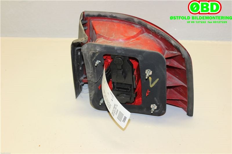 Baklykt venstre til Audi A6 1997-2001 (Type II, Fase 1) (C5) (C5) (AUDI|4B9 945 095 D|)