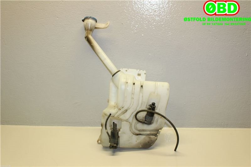 Spylertank til Nissan Qashqai 2010-2014 (Type I, Fase 2) (NISSAN|28910JD900|)