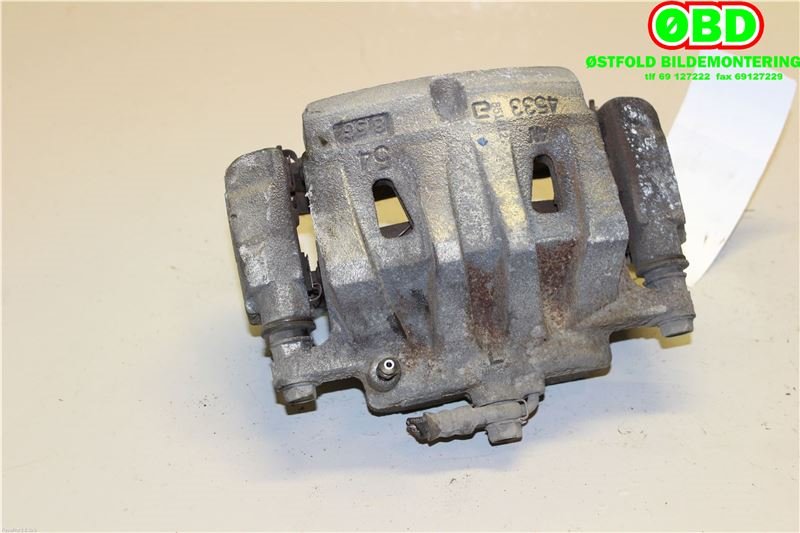 Bremsecaliper venstre foran til Toyota RAV4 2016-2019 (Type IV, Fase 2)  (TOYOTA|4775048110|)
