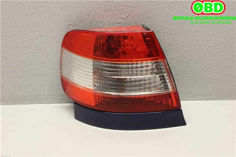 Baklykt venstre til Audi A4 1999-2001 (Type I, Fase 2) (B5) (B5) (AUDI|)