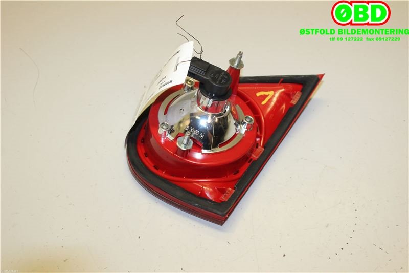 Baklykt venstre indre til VW Golf V, Combi 2003-2008  (VOLKSWAGEN|1K6 945 093 E||1K6945093E)
