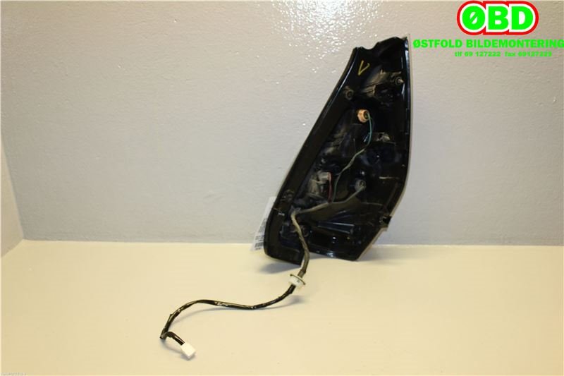 Baklykt venstre til Mazda 5 2005-2010 (Type I)  (MAZDA|C29151160D|)