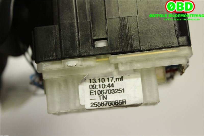 Bryter visker til Renault Captur 2013-2020 (Type I)  (RENAULT|8201168016||255676085R)