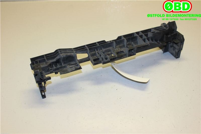 Diverse deler til Mercedes E-Klasse 2016-2023 (W213) (W213) (MERCEDES|A 099 504 18 00||0995041800)