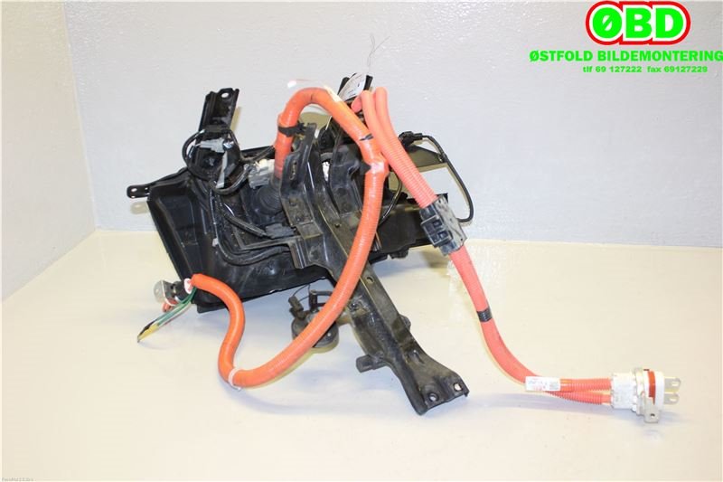 Karosseri diverse til Nissan Leaf 2011-2017 (Type I)  (NISSAN|657013NF4B|)