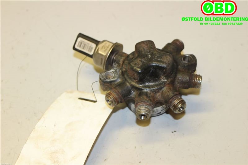 Dyseskinne (fuelrail) til Ford Transit Connect 2009-2013 (Type I, Fase 2)  (FORD|1445928||4M5Q9D280DB)