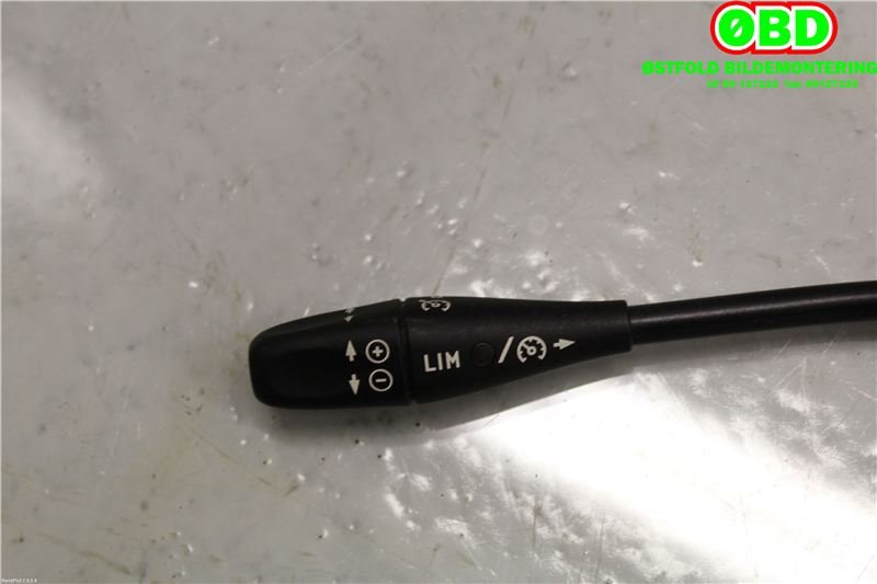 Bryter cruise control til Mercedes C-Klasse 2004-2007 (Fase 2) (W203) (W203) (MERCEDES|A 008 545 26 24|)