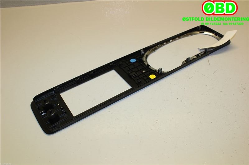 Dashbord diverse til Mercedes E-Klasse 2016-2023 (W213) (W213) (MERCEDES|A 213 540 72 37|)