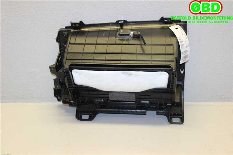 Hanskerom til Kia Sportage 2016-2021 (Type IV) (KIA|84510F1000WK|)