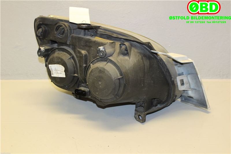 Frontlykt venstre halogen til Fiat Doblo 2006-2010 (Type I, Fase 2)  (FIAT|51805935|)