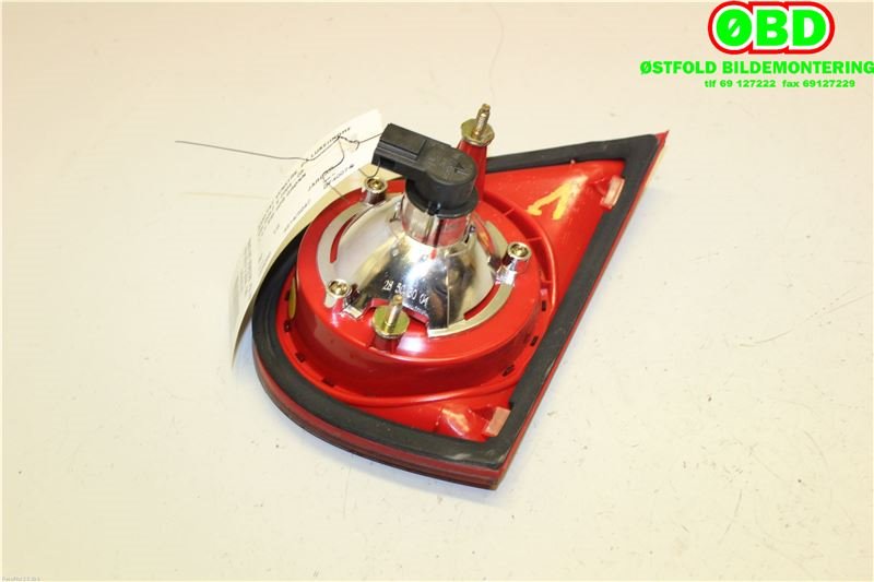 Baklykt venstre indre til VW Golf V, Combi 2003-2008  (VOLKSWAGEN|1K6 945 093 E||1K6945093E)