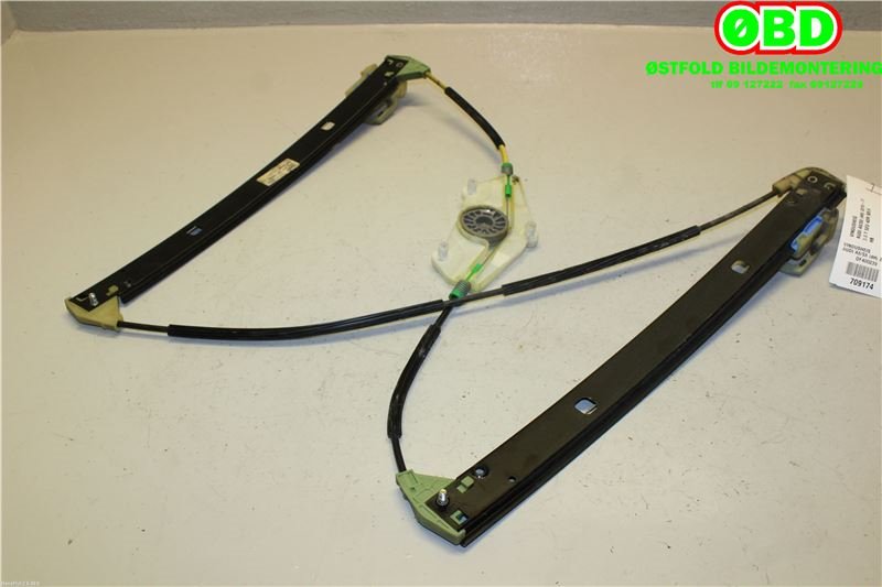 Ruteheis til Audi A8, 2010-2013 (Type III, Fase 1)  (AUDI|4H0 839 462 B)