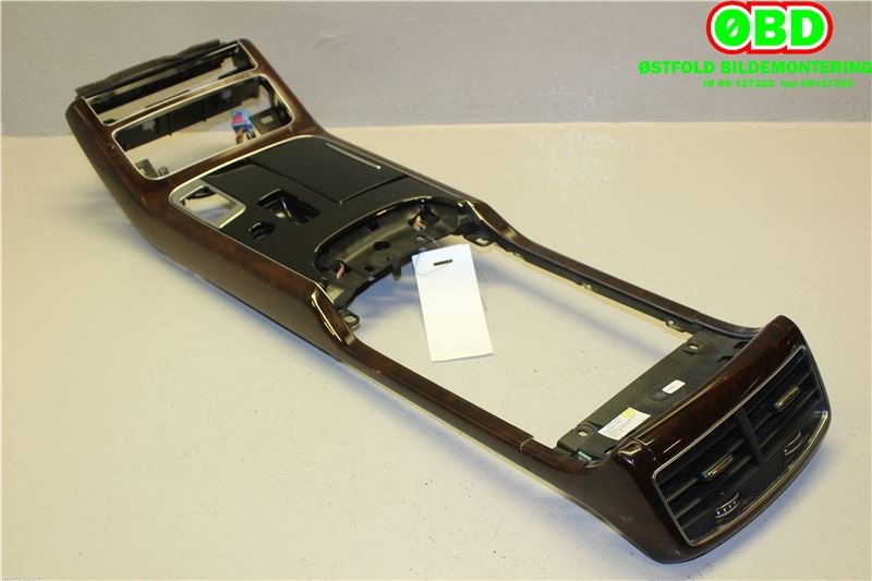 Diverse deler til Audi A8, 2010-2013 (Type III, Fase 1)  (AUDI|4H1864348A)