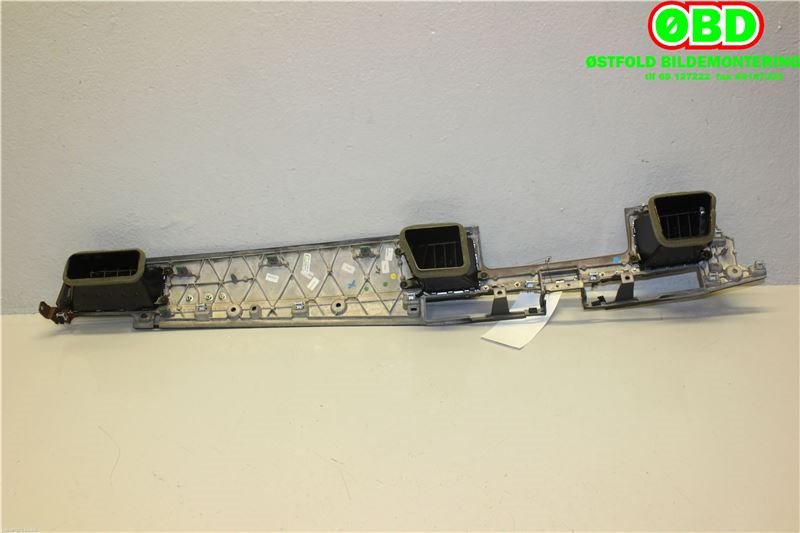 Diverse deler til Audi A8 2010-2013 (Type III, Fase 1) (AUDI|4H1857212A|)