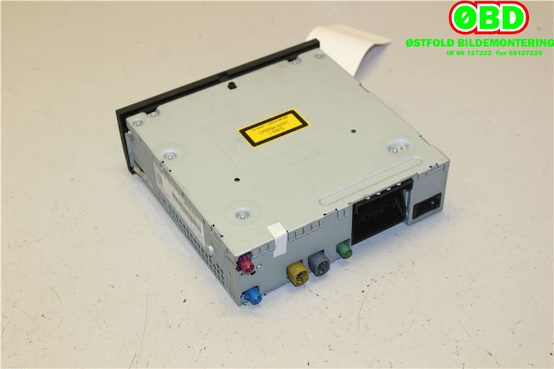 Bilstereo navigasjon til Audi A8 2010-2013 (Type III, Fase 1)  (AUDI|4H0 035 670 CX||4H0035670C)