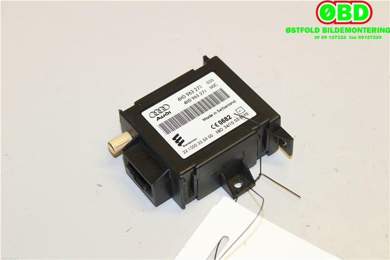 Styreenhet diverse til Audi A8, 2010-2013 (Type III, Fase 1)  (AUDI|4H0 963 271)