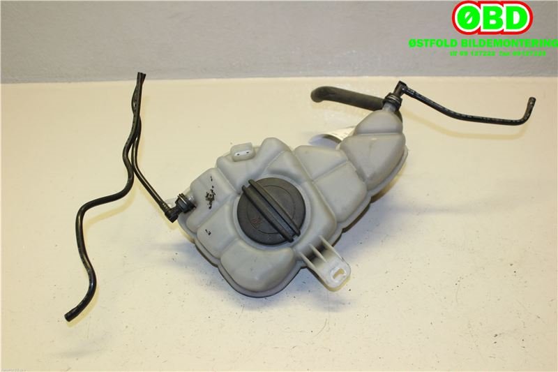 Ekspansjonstank til Audi A8, 2010-2013 (Type III, Fase 1)  (AUDI|4H0 121 403 G)