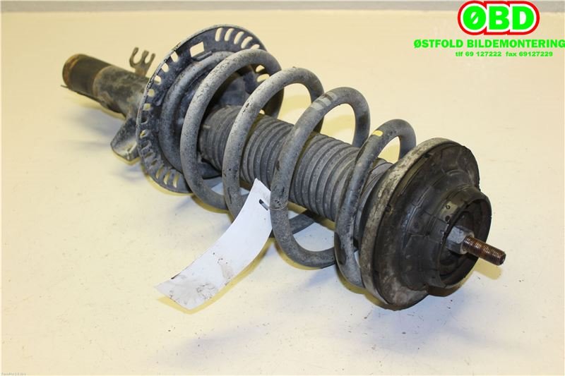 Fjærbein høyre foran til VW Transporter / Caravelle 2009-2015 (Fase 2) (T5) (T5) (VOLKSWAGEN|7E5 413 031 C|7E5 413 031 H|)