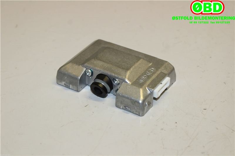 Sensor radar til Hyundai i20 2015-2020 (Type II) (HYUNDAI|95890C8600|)