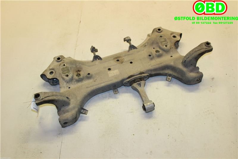 Travers foran hoved til Hyundai i20 2015-2020 (Type II) (HYUNDAI|62400C8100|)