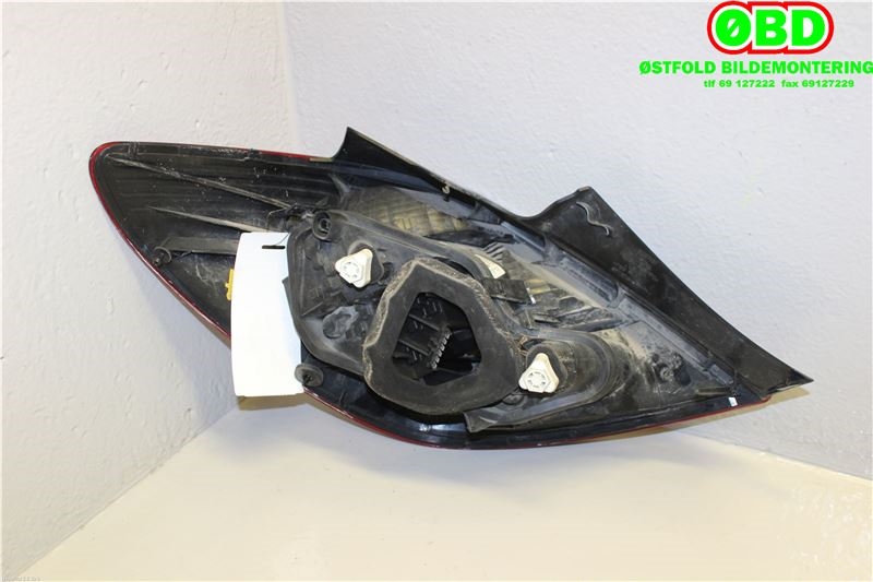 Baklykt høyre til Opel Corsa D 2006-2014  (OPEL|93189097|1222137|13188046)