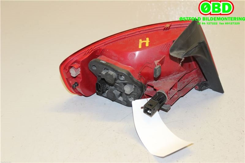 Baklykt høyre til Audi A4 2007-2014 (Type IV) (B8) (B8) (AUDI|8K5 945 096 D|)