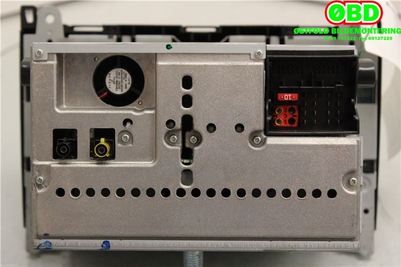 Bilstereo til Mercedes A-Klasse 2005-2012 (W169) (W169) (MERCEDES|A 169 820 75 89|A 169 820 61 89|1698207589)