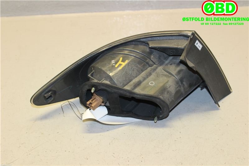 Baklykt høyre indre til Mazda 6 2002-2008 (Type I)  (MAZDA|GJ6A513F0D|)