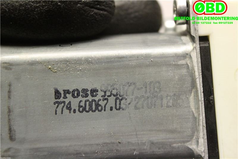 Ruteheis høyre foran til Land Rover Discovery 2009-2017 (Type IV)  (LAND-ROVER|LR015450|)