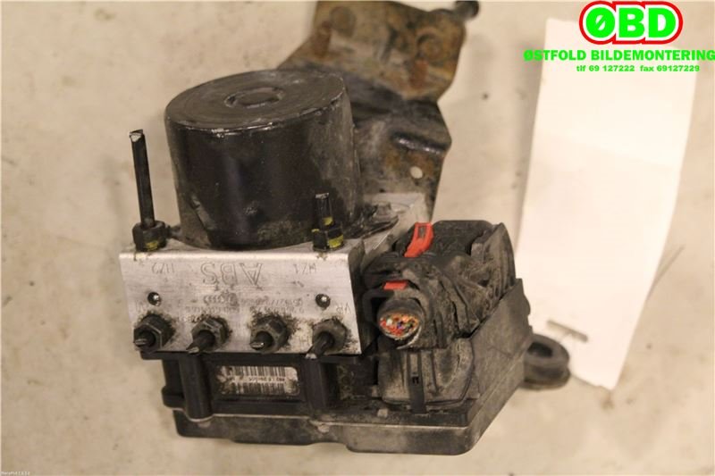 ABS sentral til Škoda Fabia 2000-2007 (Type I)  (SKODA|6Q0 614 117 T|6Q0 614 117 AK|)