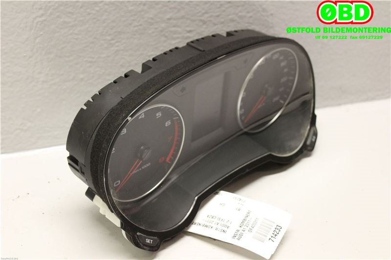 Instrumentpanel til Audi A1 2010-2014 (Type I, Fase 1)  (AUDI|8X0920900|)