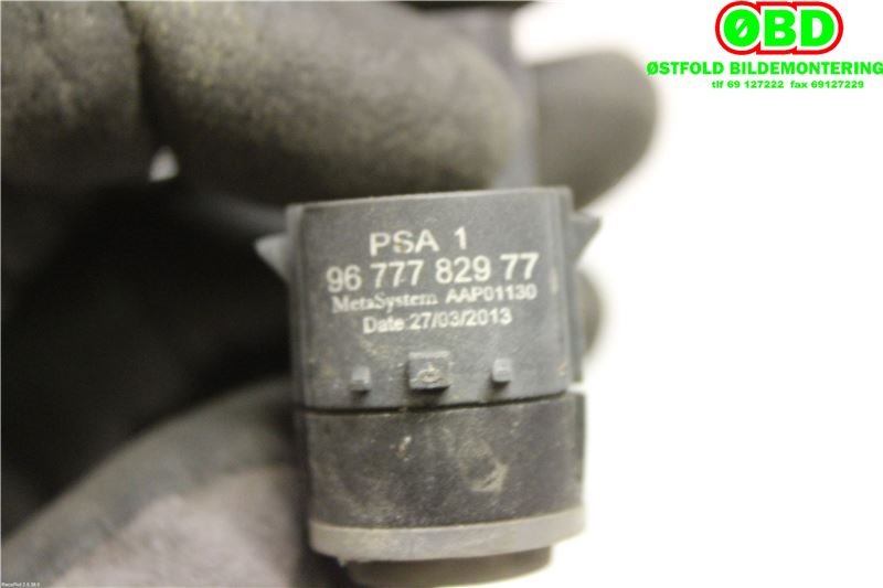 Parkeringssensor foran til Peugeot 3008 2009-2016 (Type I)  (PEUGEOT|6590 JE|96 777 829 80|9677782977)