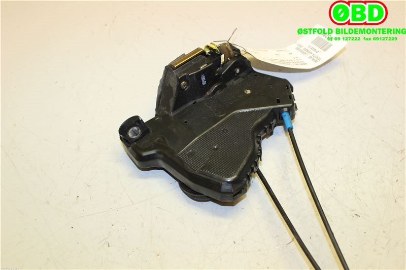 Låsekasse venstre foran til Toyota Avensis 2003-2008 (Type II)  (TOYOTA|6904002151|)