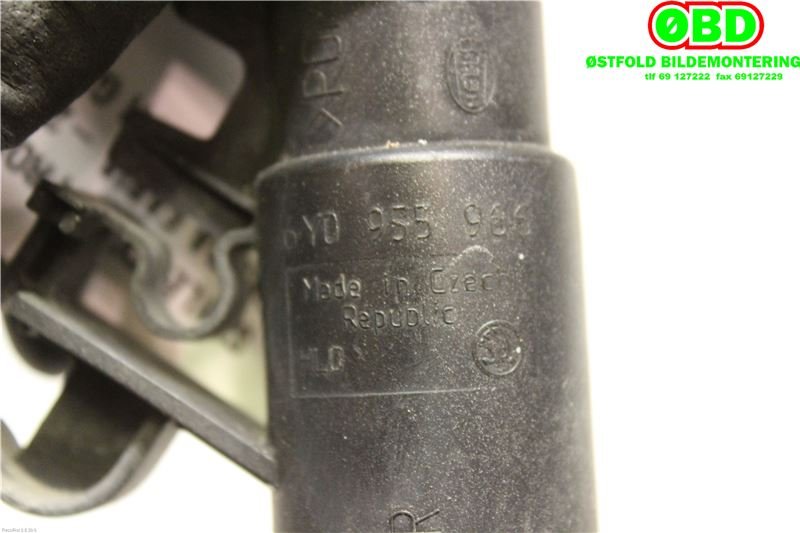 Lyktespylerdyse til Škoda Fabia 2000-2007 (Type I) (SKODA|6Y0 955 966||6Y0955966)