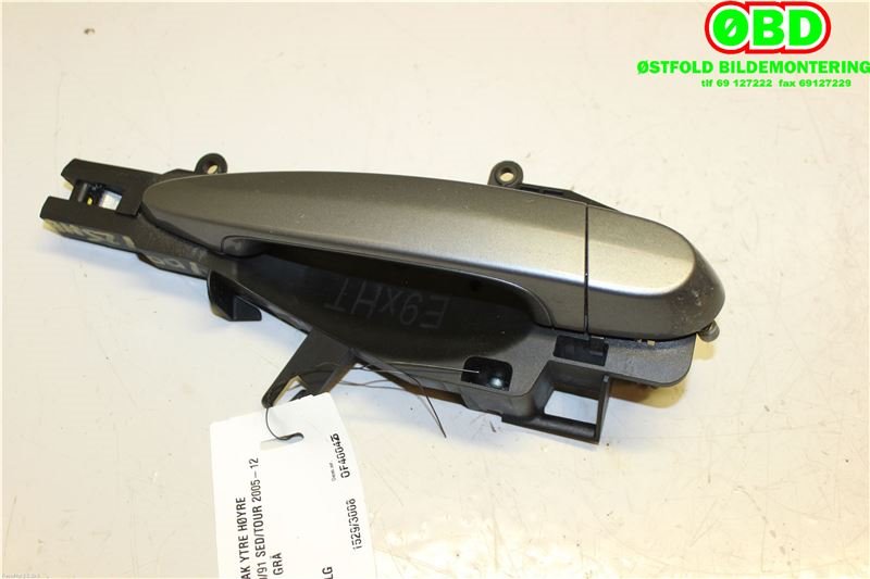 Dørhåndtak utv høyre bak til BMW 3-Serie 2005-2011 (E90/E91/E92/E93) (E90/E91/E92/E93) (BmW|51 21 7 207 562|)