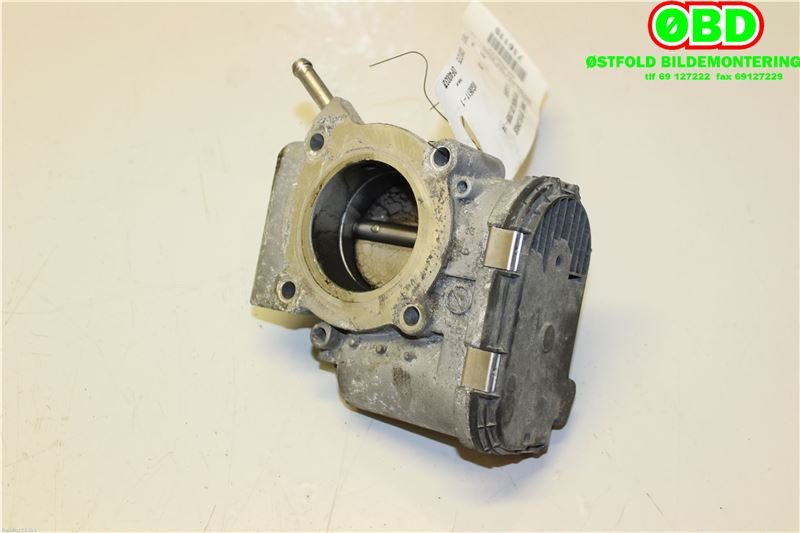 Spjeldhus til Hyundai i20 2009-2014 (Type I)  (HYUNDAI|351002B150|)