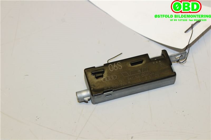 Antenne forsterker til Audi A6, Allroad, 2006-2008 (Type II, Fase 1) (C6) (C6) (AUDI|4F9035225K)
