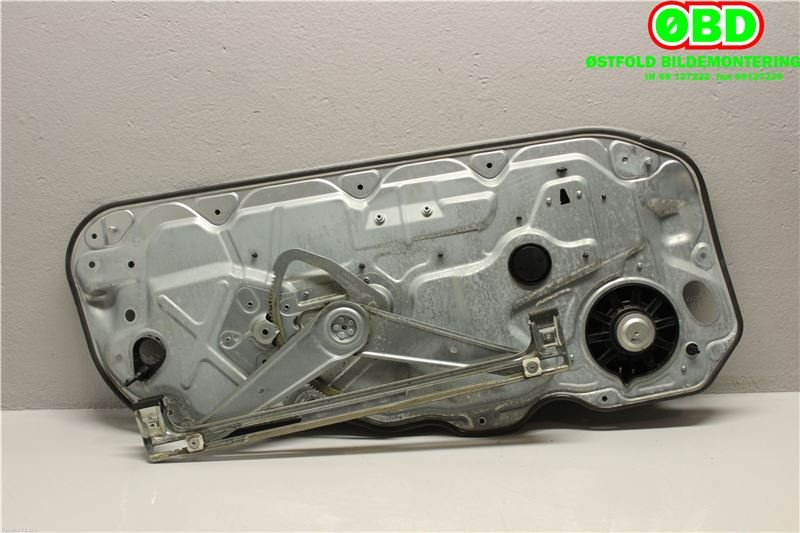 Ruteheis til Volvo C30 2006-2009 (Fase 1)  (VOLVO|30784510|)
