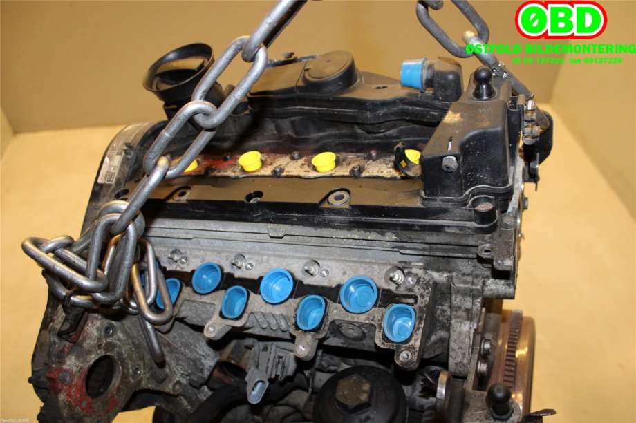 Motor diesel til Škoda Superb 2008-2015 (Type II) (SKODA|03L 100 090 X|CBBB|)