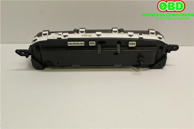 Instrumentpanel til Toyota Prius +7 2012-2020 (Type III) (stasjonsvogn) (stasjonsvogn) (TOYOTA|8380947140||8380047F50)