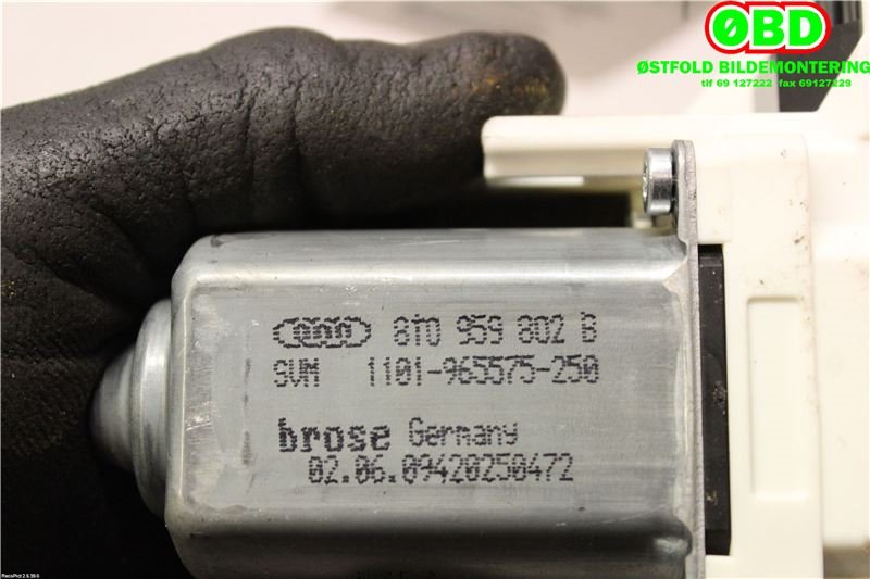 Ruteheis høyre foran til Audi A5 2007-2016 (Type I)  (AUDI|8T0 959 802 B||8T0959802B)