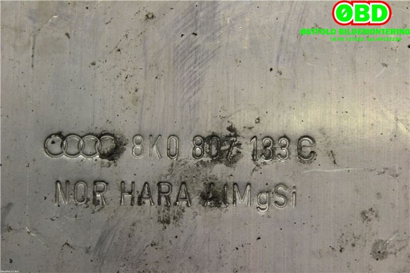 Diverse deler til Audi A5 2007-2016 (Type I)  (AUDI|8K0 807 133 D||8K0807133C)