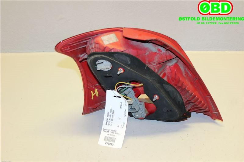 Baklykt høyre til Toyota Yaris 2006-2009 (Type II, Fase 1)  (TOYOTA|815510D110|)