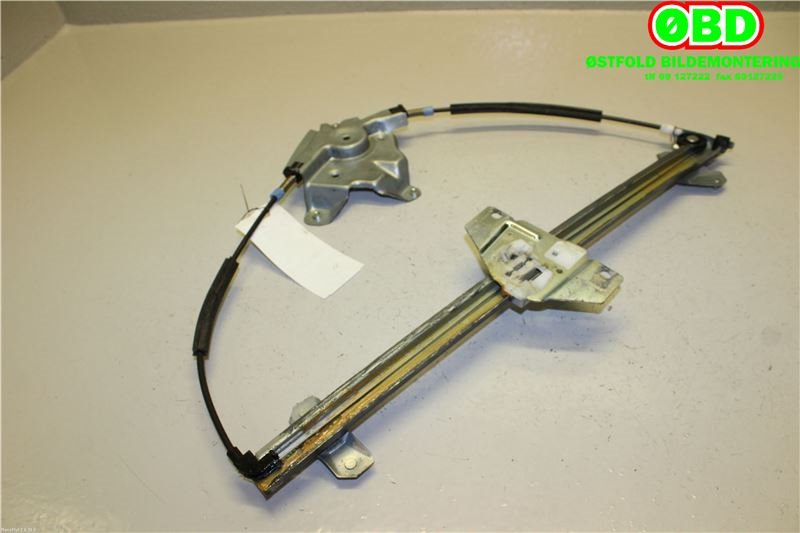 Ruteheis til Ford Transit Connect 2003-2009 (Type I, Fase 1)  (FORD|5182970|)